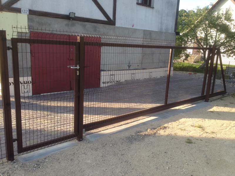 Penelu zogi uzstadisana Riga Latvija 1 1