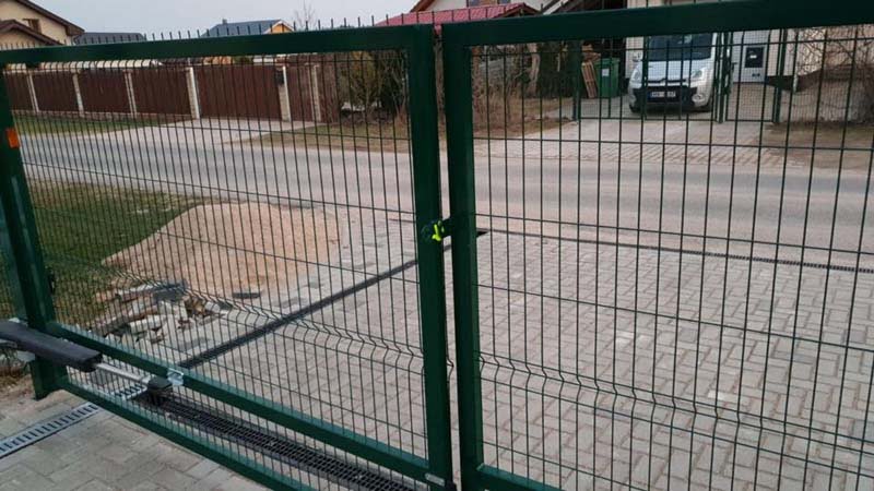 Penelu zogi uzstadisana Riga Latvija 3 1