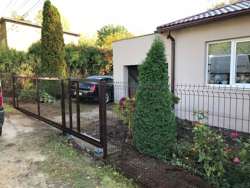 Penelu zogi uzstadisana Riga Latvija 8 1