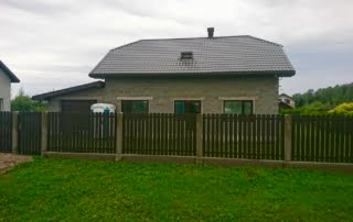 KOMPOZĪTMATERIĀLA ŽOGI – WPC, Aluzinc, metāla žogi, metāla sētas, metāla vārti, bīdāmie vārti Rīgā