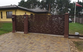 Žogi – Lāzergriešana Rīgā Žogi – Lāzergriešana Rīgā, Aluzinc, metāla žogi, metāla sētas, metāla vārti, bīdāmie vārti Rīgā