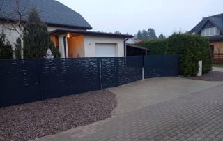 Žogi – Lāzergriešana Rīgā Žogi – Lāzergriešana Rīgā, Aluzinc, metāla žogi, metāla sētas, metāla vārti, bīdāmie vārti Rīgā