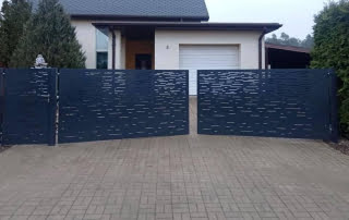 Žogi – Lāzergriešana Rīgā Žogi – Lāzergriešana Rīgā, Aluzinc, metāla žogi, metāla sētas, metāla vārti, bīdāmie vārti Rīgā